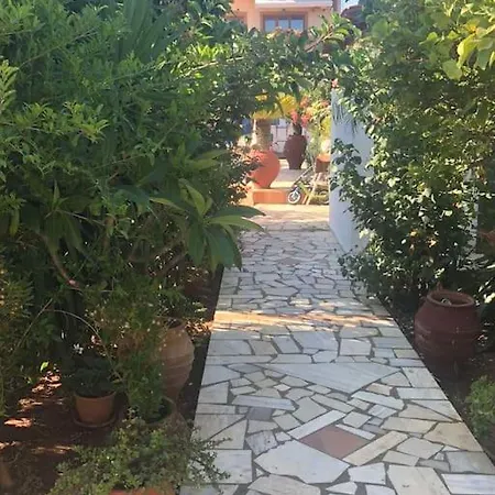 Dom wakacyjny Modern One Bedroom Beachside Hersonissos (Crete)