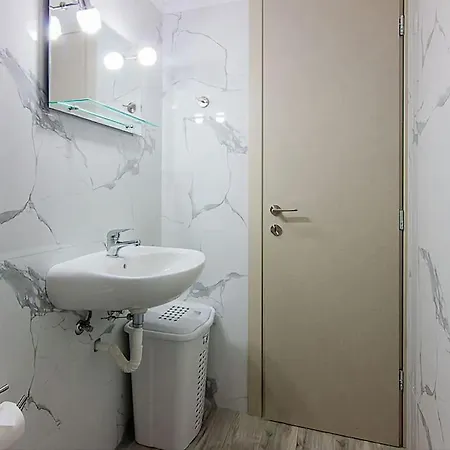 בית נופש Modern One Bedroom Beachside